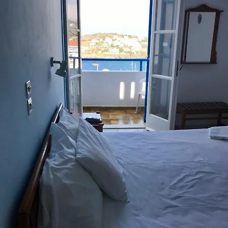 White & Blue Apartment Batsi  Exterior photo