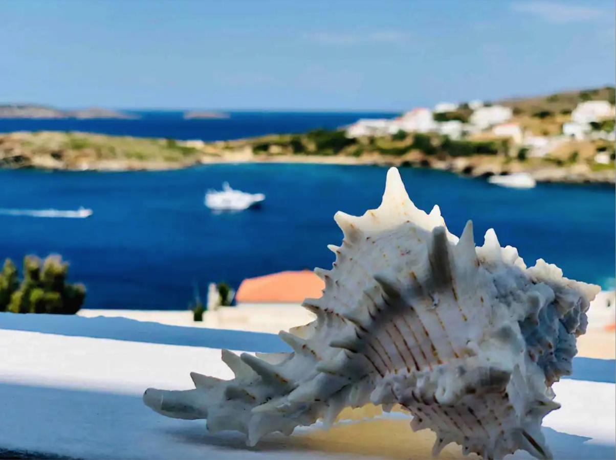 White & Blue Batsi (Andros)